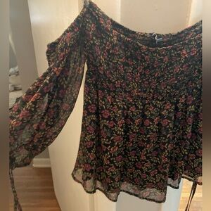 American eagle strapless pleated shirt with mesh half sleeves